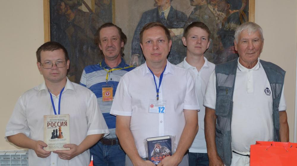 Алтайский край. Барнаульские коммунисты организовали шахматный турнир