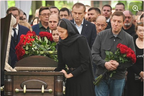 «В элитных слоях растет напряжение, психопатия – арестуют, лишат дома, Tesla, любовницы!..» Сергей Обухов в дискуссии на «Бизнес Online»