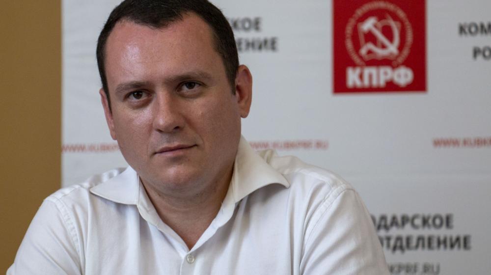 Краснодарский край. Кандидат КПРФ в губернаторы Александр Сафронов активно проводит предвыборные дебаты на телевидении и радио