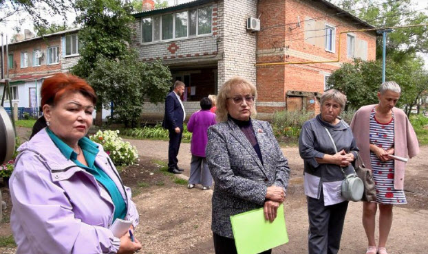 В рамках работы в Ершовском районе Саратовской области депутат-коммунист Ольга Алимова отчиталась перед избирателями о своей деятельности