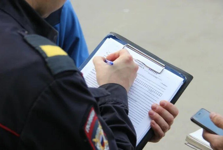 Москва. Народная приемная КПРФ. Депутат Госдумы Сергей Обухов про фактический запрет москвичам выражать свое мнение