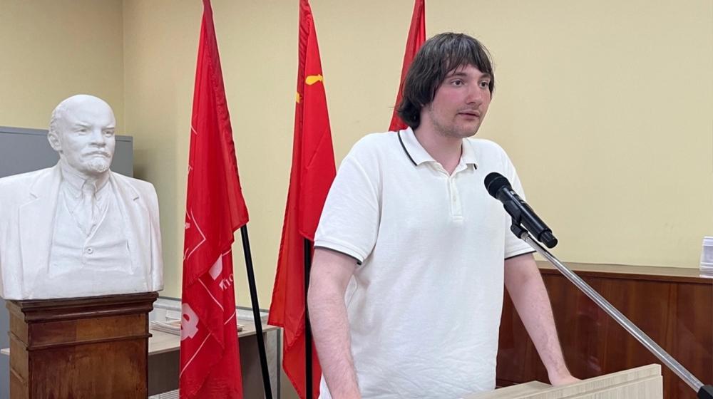 Комсомол Ленинграда: Решения XIX Съезда КПРФ  — в жизнь!