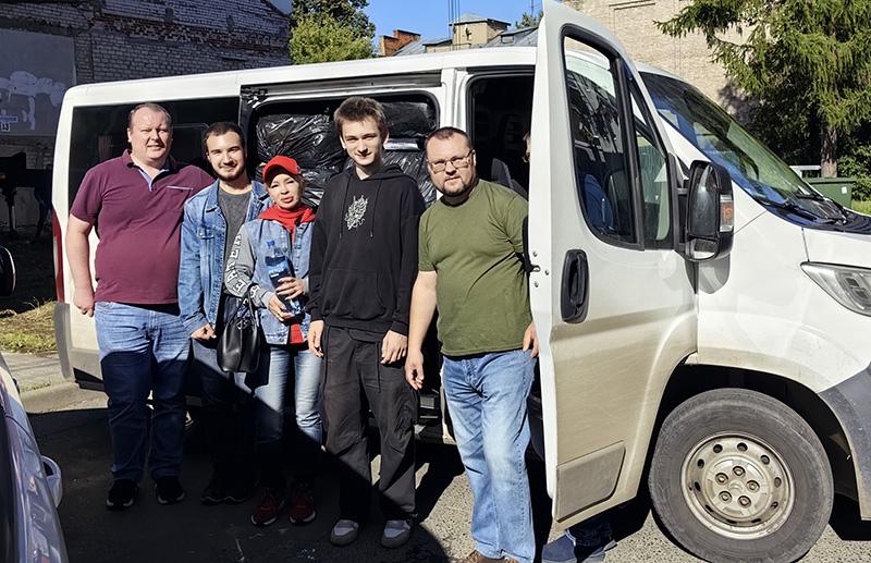 Коммунисты и волонтеры Ивановской области доставили гуманитарную помощь в Белгородскую область