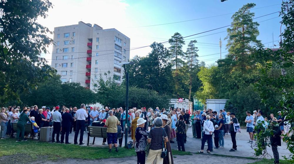 КПРФ против антинародного повышения тарифов: в Димитровграде прошла встреча с жителями