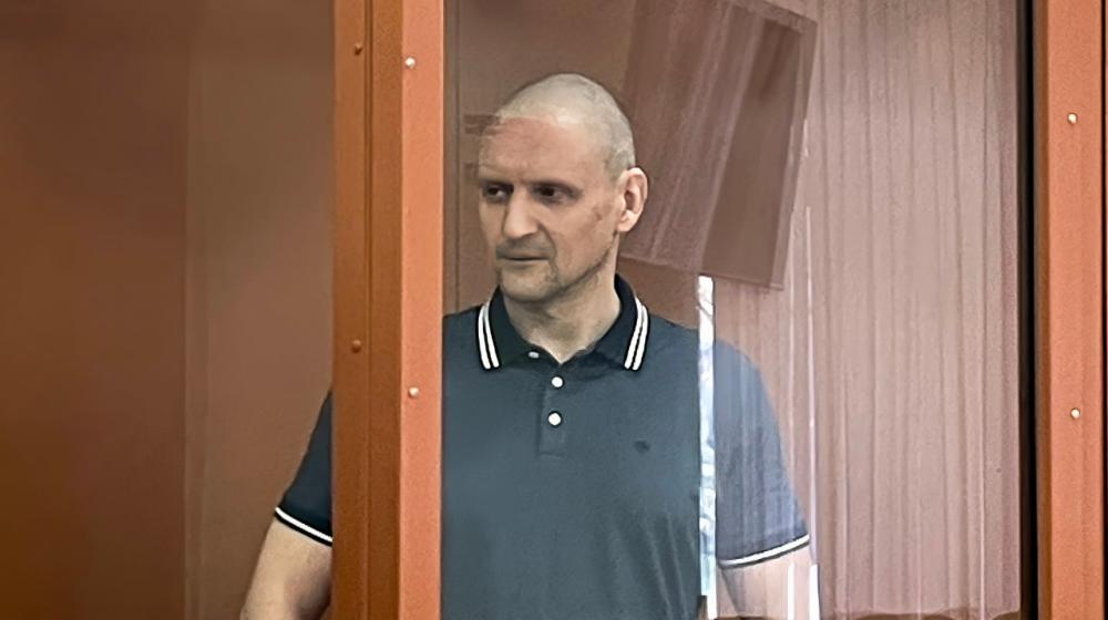 Денис Парфенов: "Суд перенёс рассмотрение дела Удальцова на неопределённый срок"