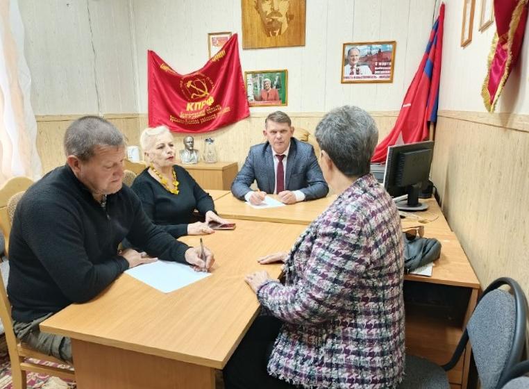 Единый день депутатского приема КПРФ прошел в Волгоградской области