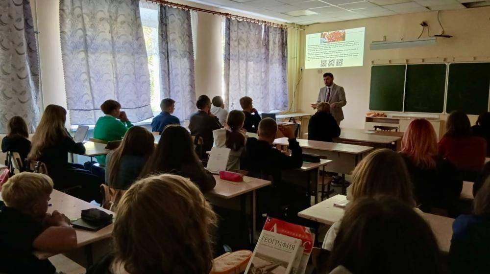 В Карелии продолжается проект «Знамя нашей Победы» и проводятся открытые уроки в школах