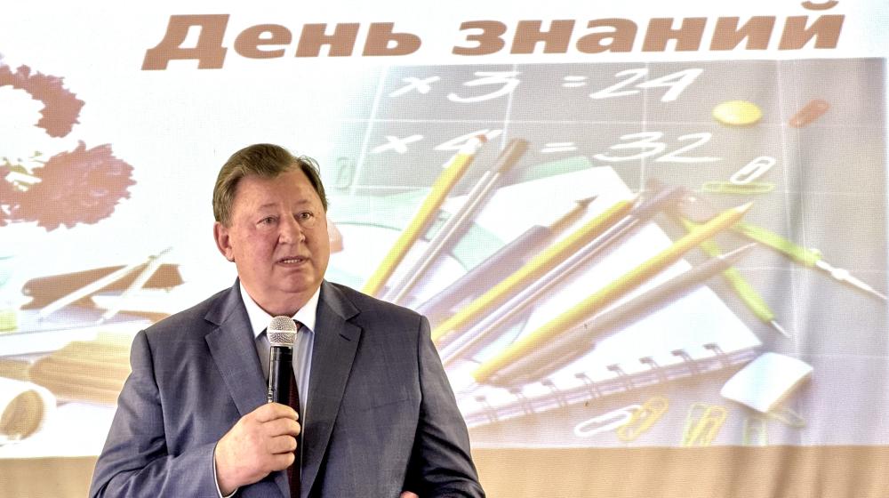Владимир Кашин поздравил студентов Луховицкого аграрно-промышленного техникума с Днем знаний