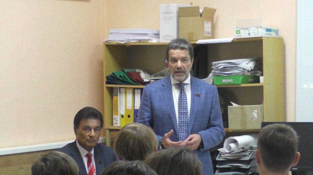 Александр Ющенко встретился с комсомольским активом в Уфе