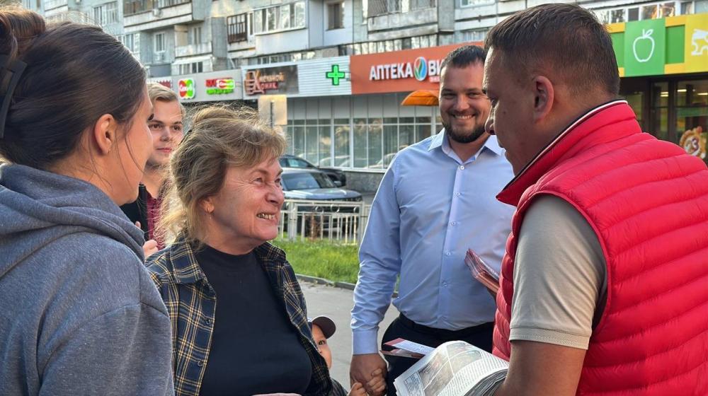 «Красные в городе»: коммунисты Ульяновска продолжают встречи с жителями