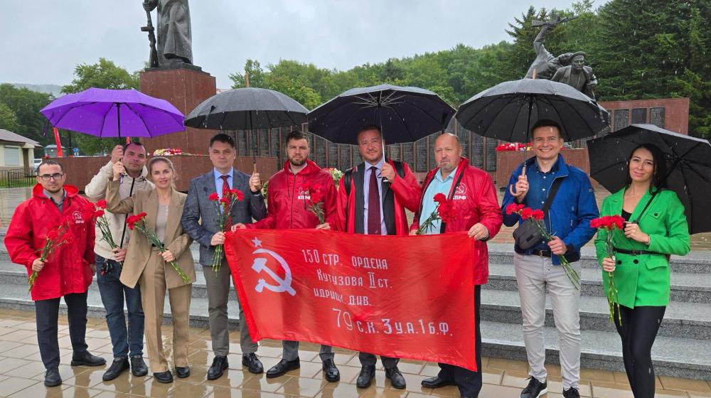 Депутаты от КПРФ продолжают защищать интересы трудового народа на Сахалине