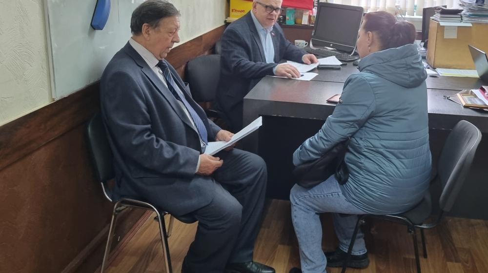 Руководитель фракции КПРФ в Мособлдуме Александр Наумов провел прием жителей в Кашире