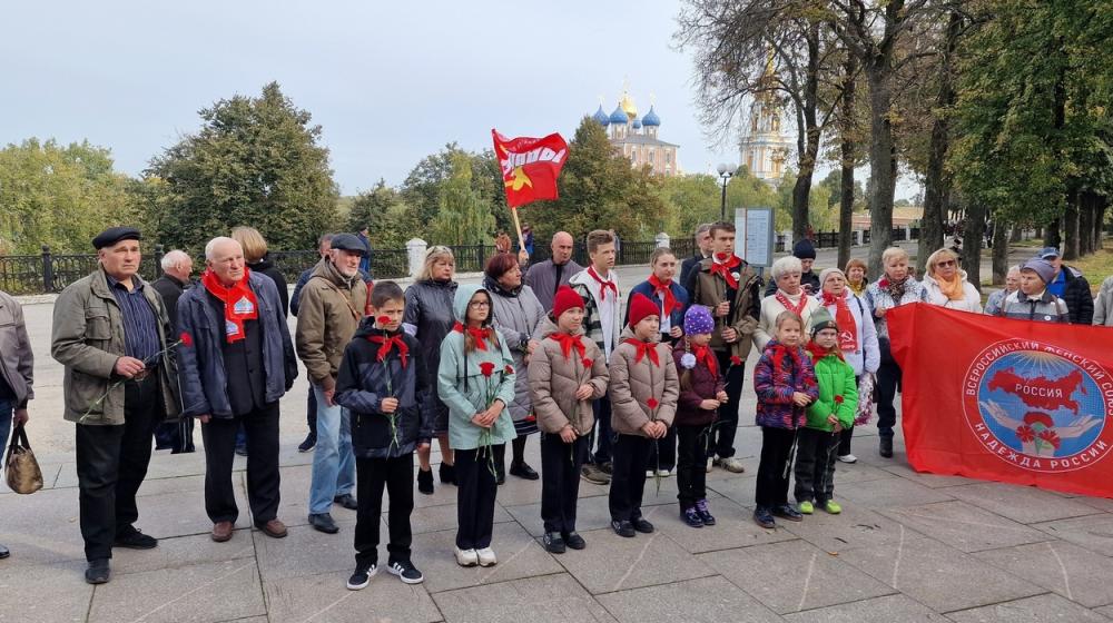 Рязань. Есенин: знакомый и не знакомый