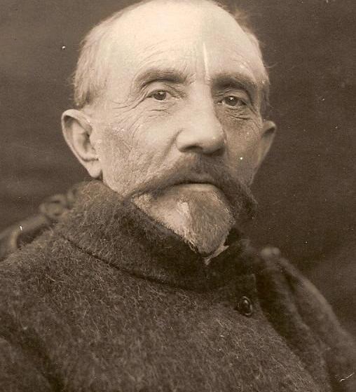Статья в «Правде» к 170-летию со дня рождения академика И.В. Мичурина.