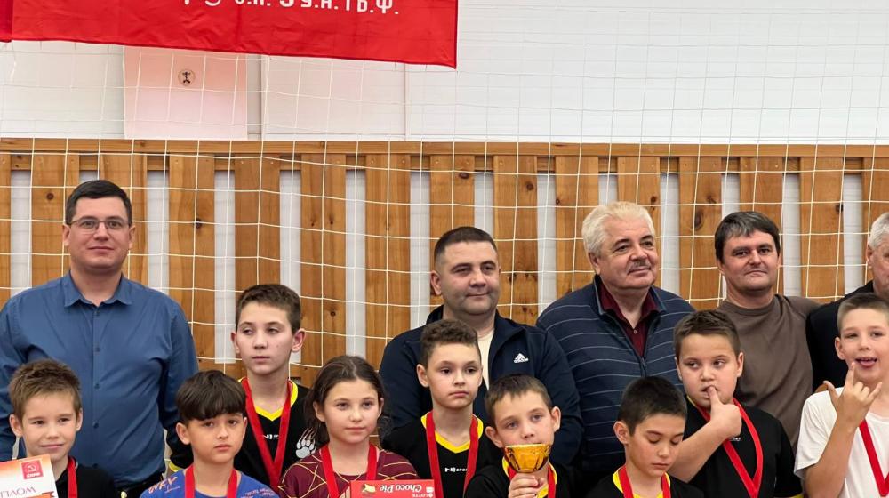 Юные футболисты боролись за призы Томского обкома КПРФ