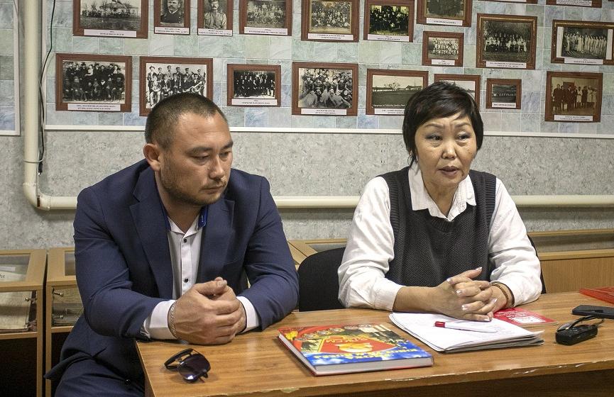Секретарь Калмыцкого рескома КПРФ  Мигмир Бембеева провела в  Яшалте  встречу с избирателями