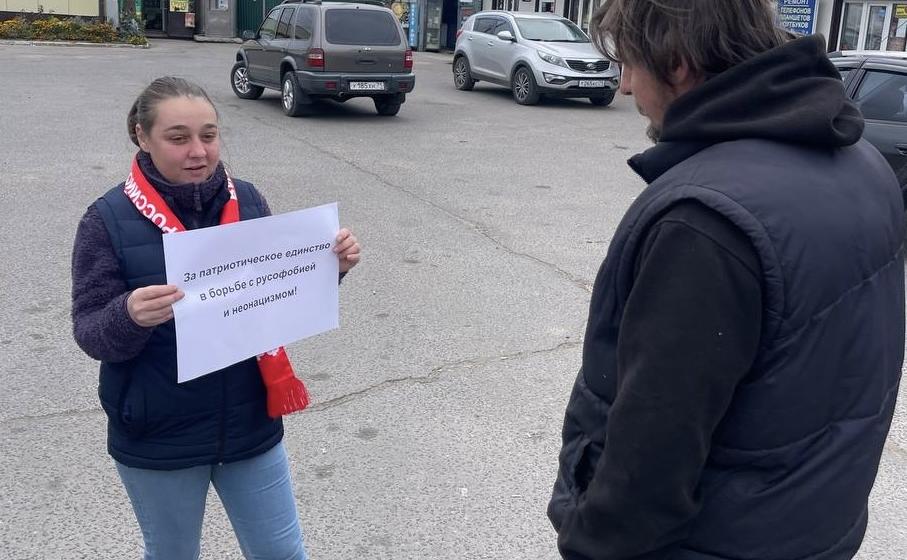 Тульские коммунисты почтили память защитников Советской власти