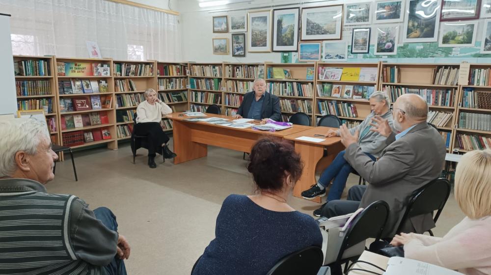 Подмосковные коммунисты: Наша сила в делах и правде!