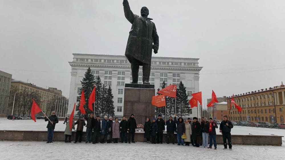 Кузбасс отметил День Великой Октябрьской социалистической революции