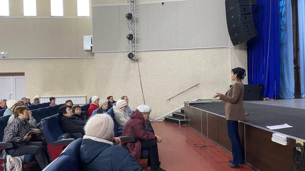 Алтайский край. Мария Прусакова провела встречу с жителями Павловского района