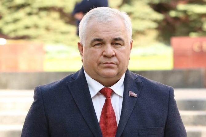 Казбек Тайсаев: "Необходимо сохранить культурный диалог между нашими странами" — Партия коммунистов Молдовы призывает к пересмотру решения о закрытии Российского центра.