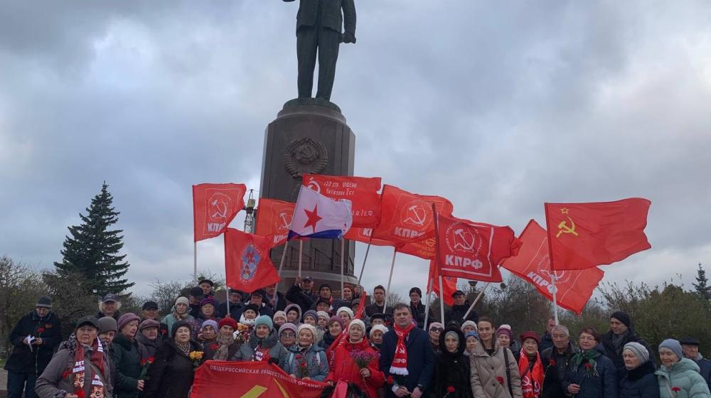 В Калининграде прошел митинг, посвященный 150-летию Михаила Ивановича Калинина