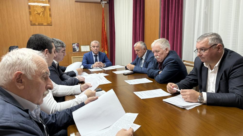 В дагестанском рескоме Компартии обсудили итоги Пленума ЦК КПРФ
