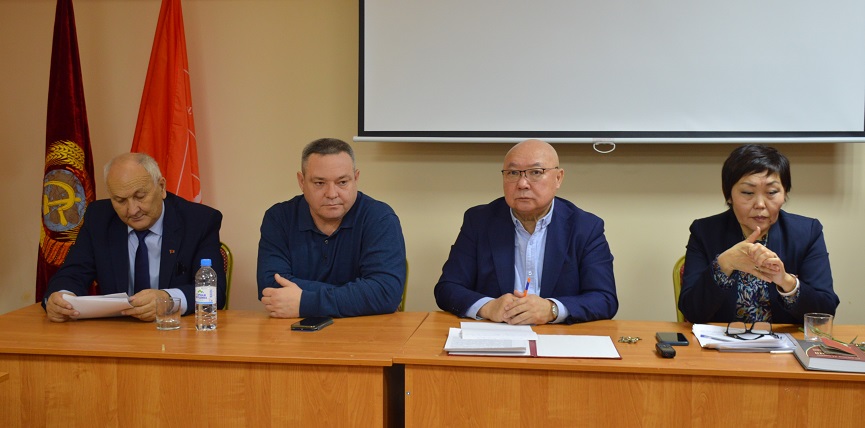 На пленуме Калмыцкого рескома партии обсудили задачи по выполнению  решений II (ноябрьского)  Пленума ЦК КПРФ