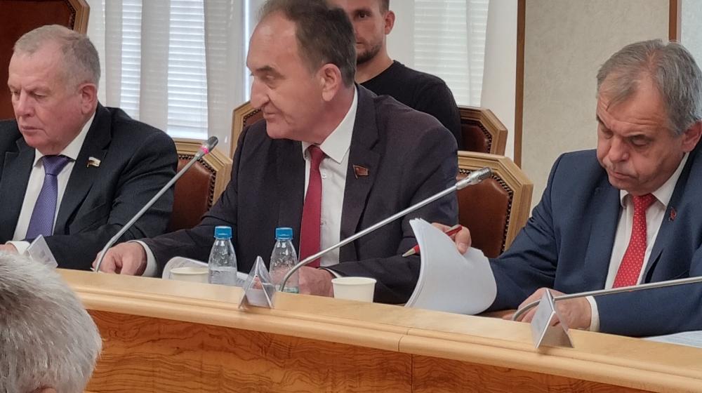 Николай Васильев представил законопроект в поддержку рыбодобывающих предприятий