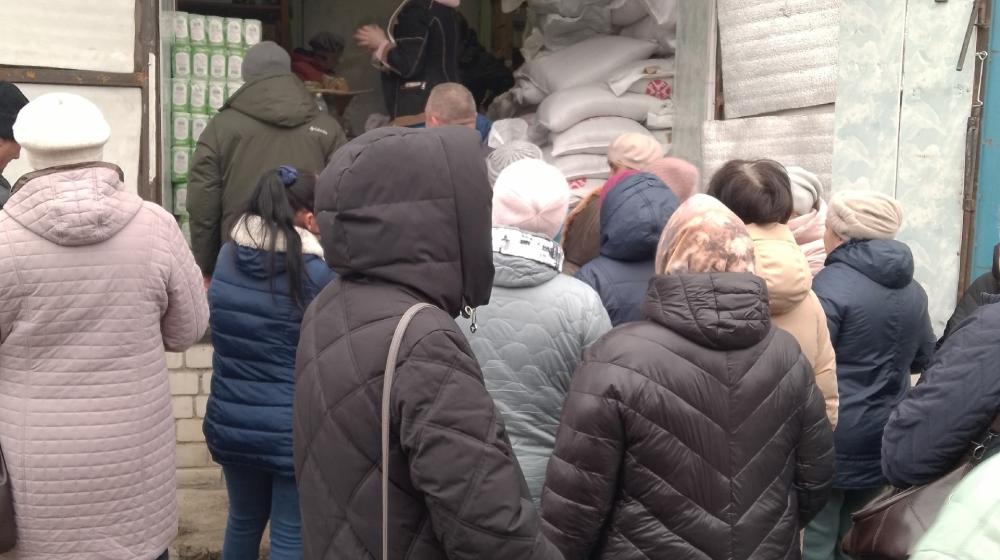 КПРФ пришла на помощь брянскому приграничью. Жители Климовского района получают гуманитарную помощь