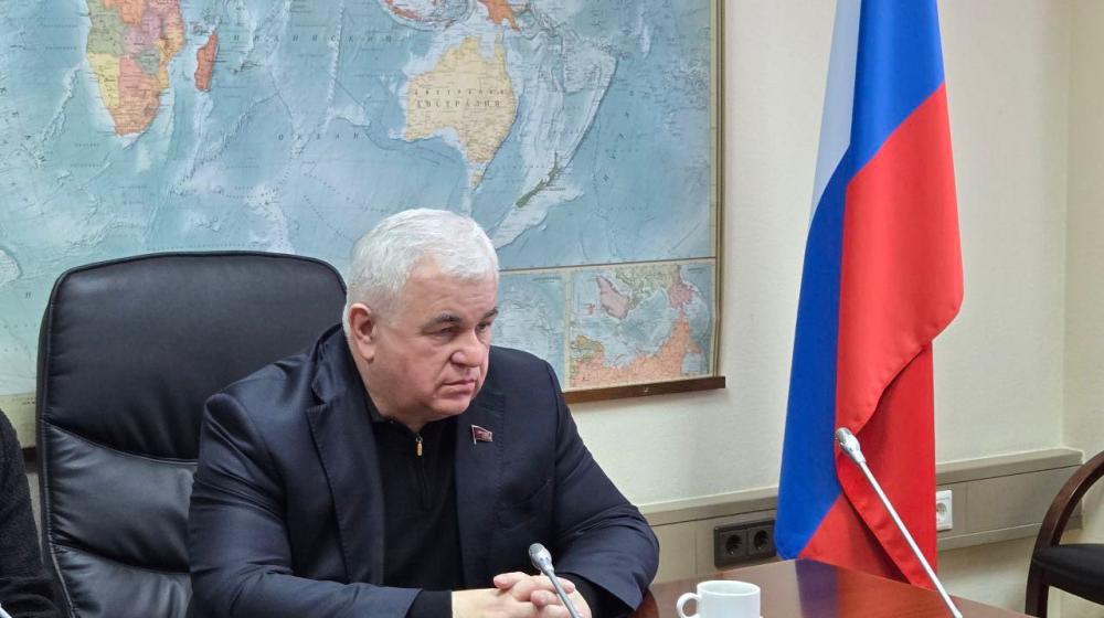 К.К. Тайсаев поблагодарил медицинских работников за самоотверженный труд