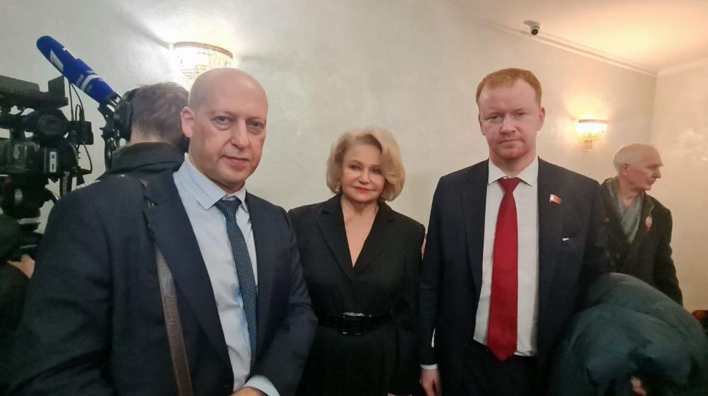 Депутаты КПРФ на судебном процессе по делу координатора «Левого фронта» Сергея Удальцова*