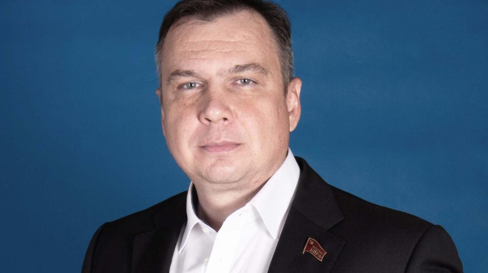 Лидер амурских коммунистов Роман Кобызов: Отчёт губернатора напоминает «оду радости», а не анализ проблем Приамурья