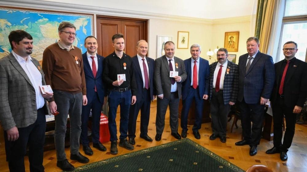 Г.А. Зюганов поздравил шахматистов спортклуба КПРФ с яркими победами в уходящем 2025 году
