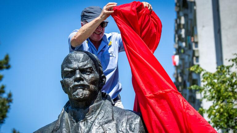 Сергей Обухов - RTVI про «уничтожение русских» и памяти о Победе в 1945. Антикоммунистические, русофобские предложения в Бундестага вызвали возмущение в Госдуме
