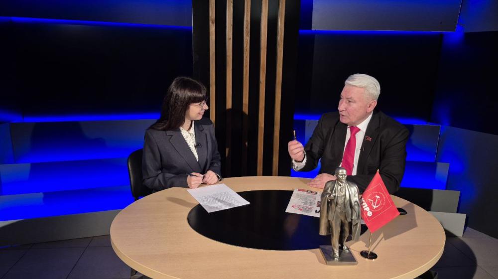 Лидер тамбовских коммунистов А.И. Жидков дал интервью программе «Депутат крупным планом»