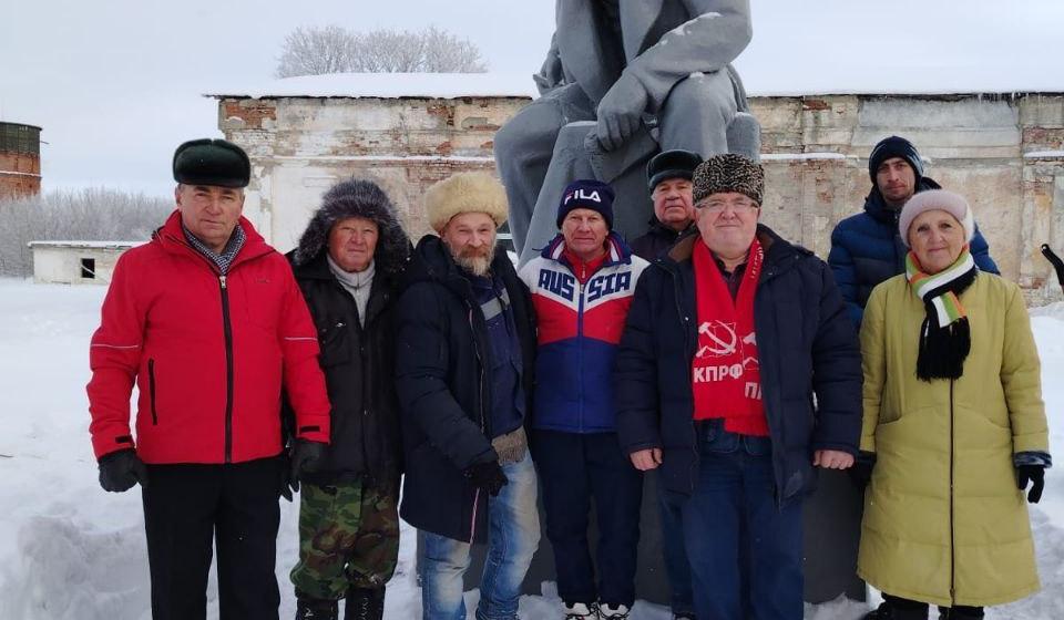 Коммунисты Пензенской области почтили память В. И. Ленина