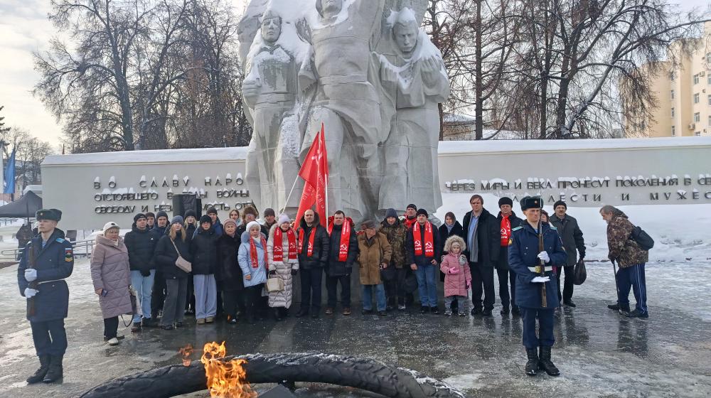 Рязанские коммунисты приняли участие в торжественных мероприятиях к 23 февраля