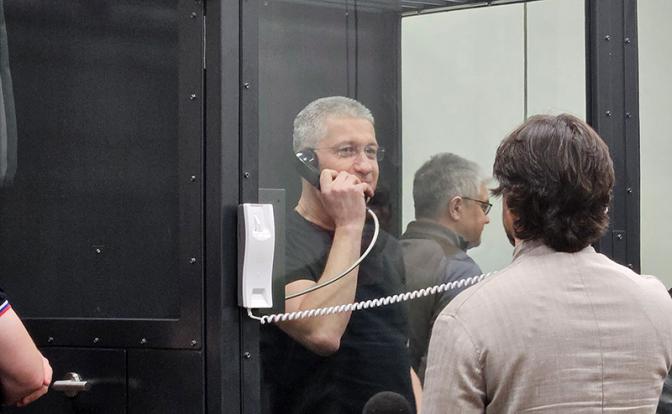 Сергей Обухов – «Свободной прессе»: «Я не удивлюсь, если дело бывшего замминистра в конечном итоге пойдет по сценарию дела Васильевой»