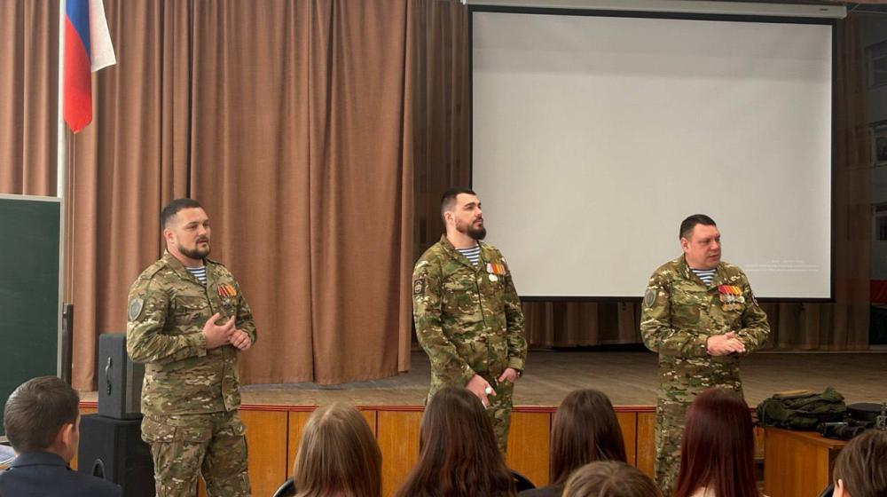 Ульяновск. Член ЦК КПРФ Антон Шилов рассказал о подвиге Гостомельского Десанта
