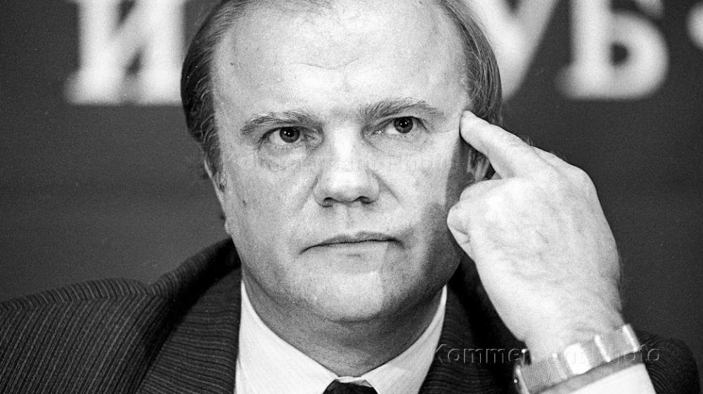 Дмитрий Новиков: «Евгений Спицын вводит в научный оборот важные факты о перестройке, Геннадии Зюганове и его антиподе Михаиле Горбачеве»
