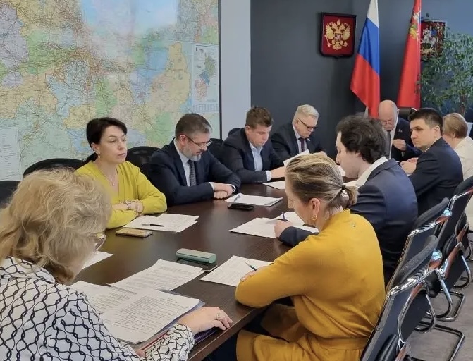 Руководитель фракции КПРФ в Мособлдуме Александр Наумов: Знамя Победы будет гордо реять над Подмосковьем!