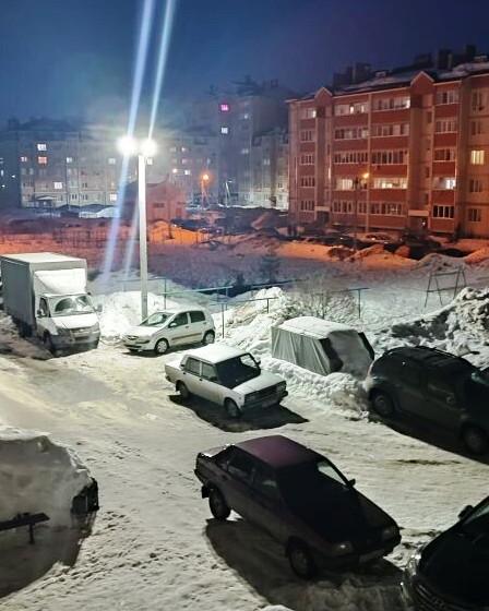 "Да будет свет!". Электрическое освещение в центре поселка Медведево республики Марий Эл появилось благодаря депутату С.И. Казанкову