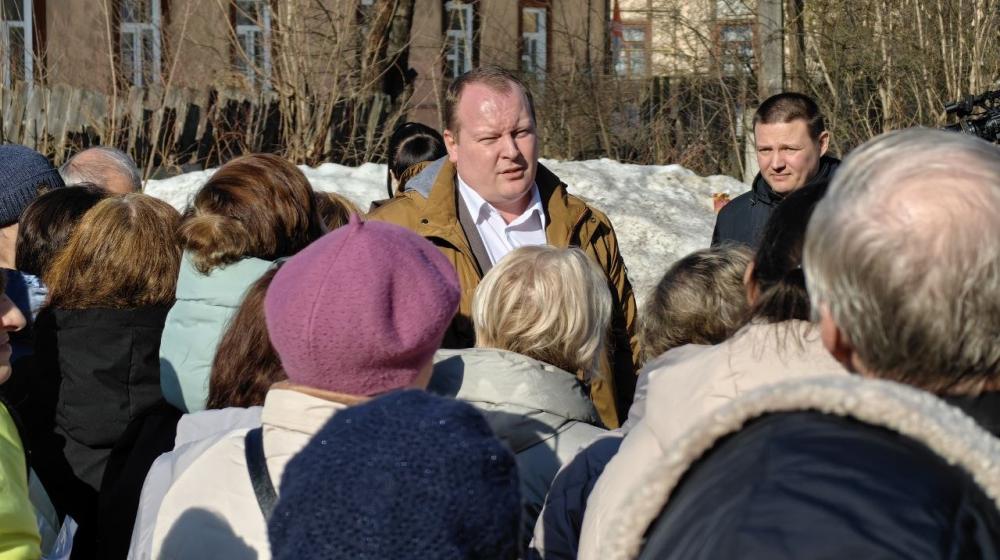 Лидер ивановских коммунистов Александр Бойков принял участие в народном сходе в Рабочем поселке