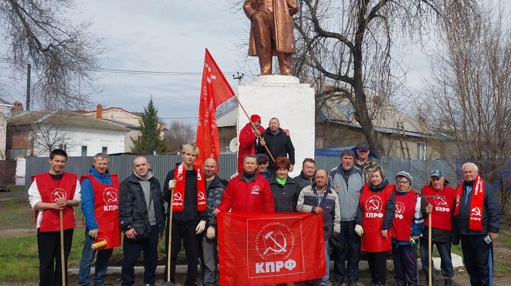 Саратовская область. В Балаково прошёл коммунистический субботник
