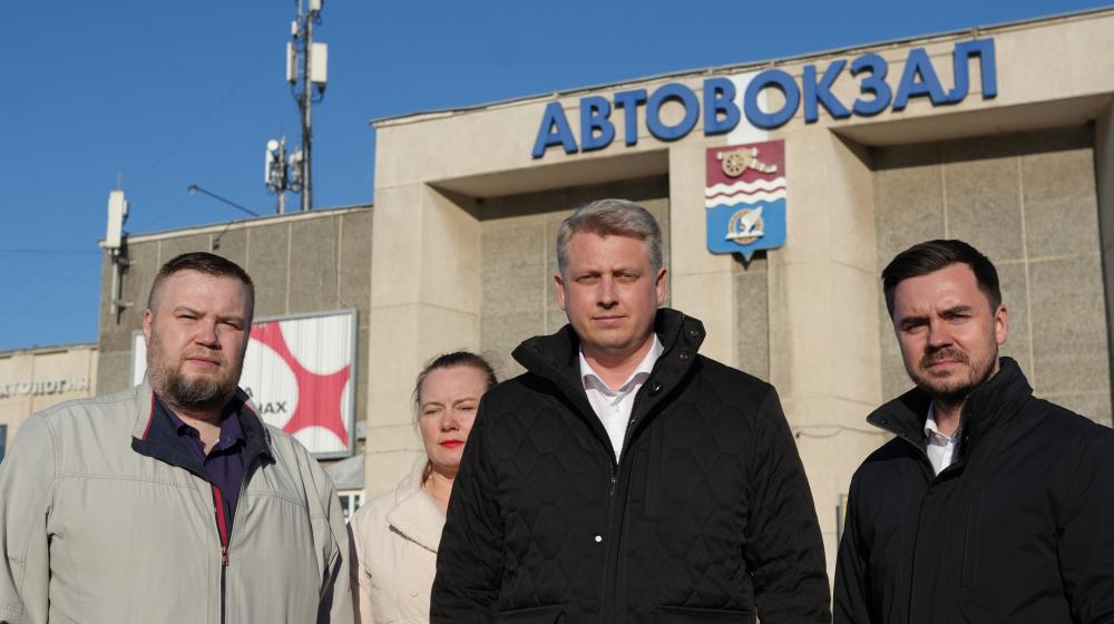 Свердловская область. Александр Ивачёв провёл большую встречу с жителями Каменска-Уральского