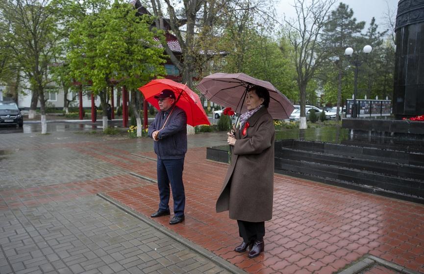 В Калмыкии коммунисты и сторонники Компартии  отметили 156-ю годовщину со дня рождения В.И. Ленина