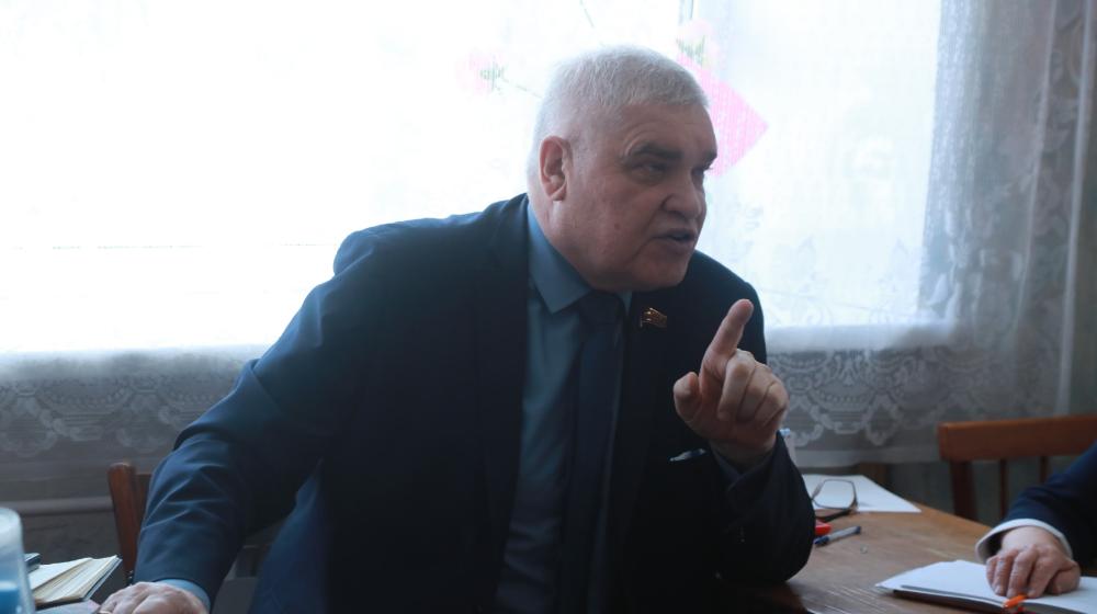 Омская область. Депутат Госдумы РФ А.А. Алехин в Калачинске провел встречу с избирателями