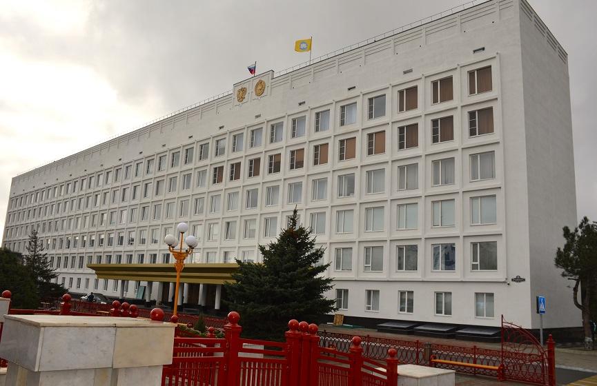 Депутаты фракции КПРФ в парламенте Калмыкии приняли активное участие в работе 29-й сессии