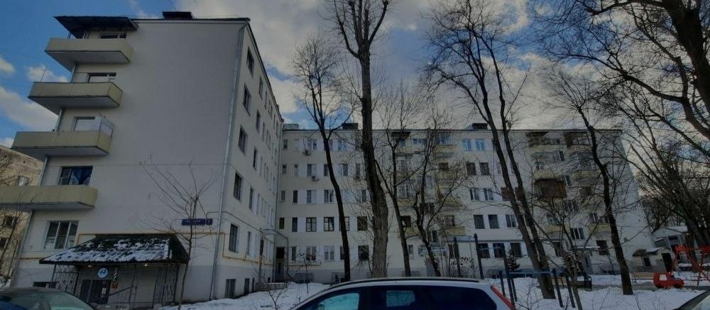 Москва. Народная приемная КПРФ в ВАО. Сокольники. Жители дома дождались ремонта: Депутат Госдумы Сергей Обухов помог решить проблему с фасадом